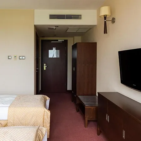 Police Hotel Police Mostowe