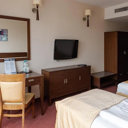 Hotel Police 3*