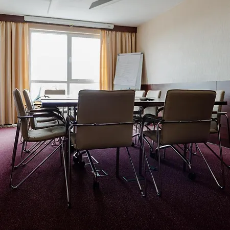 Ξενοδοχείο Police 3*