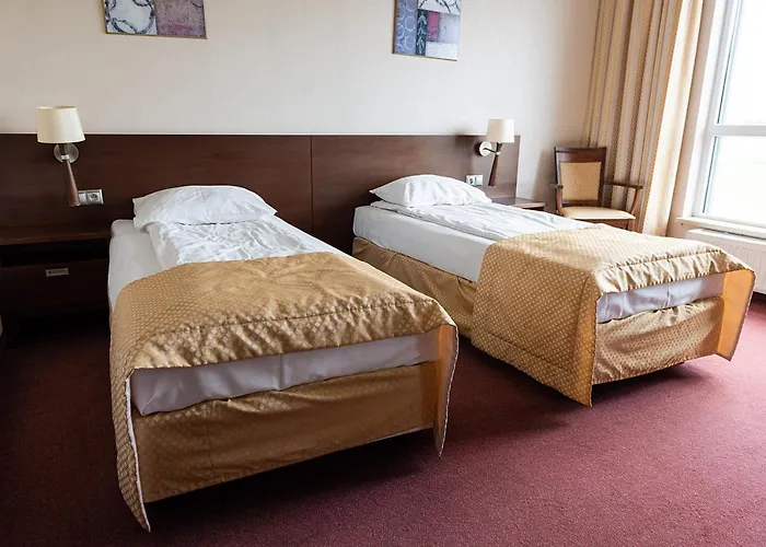 Police Hotel Police Mostowe